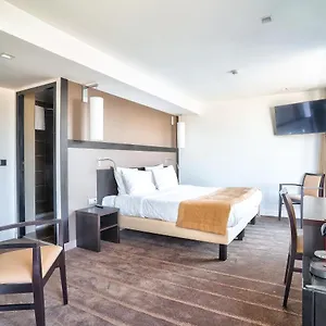 Simon's Boutique Hotel
