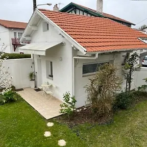  Hébergement de vacances Maison confortable pour deux France