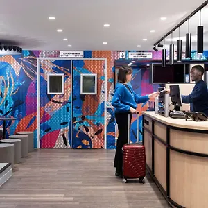 意大利第13巴黎大道宜必思酒店 酒店