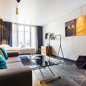 Cmg Premium Tour Eiffel Iv Paris